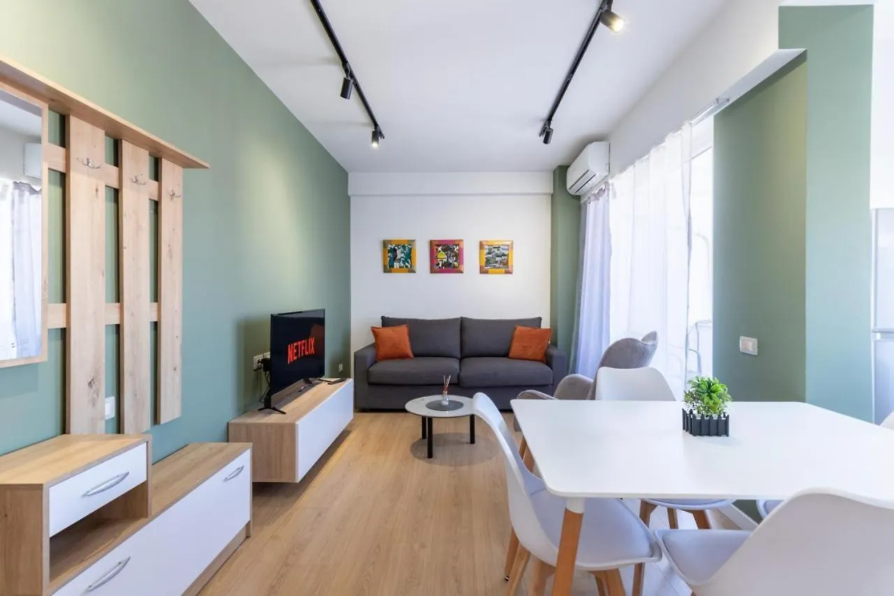 Unique Arlis Apartament تيرانا شقة